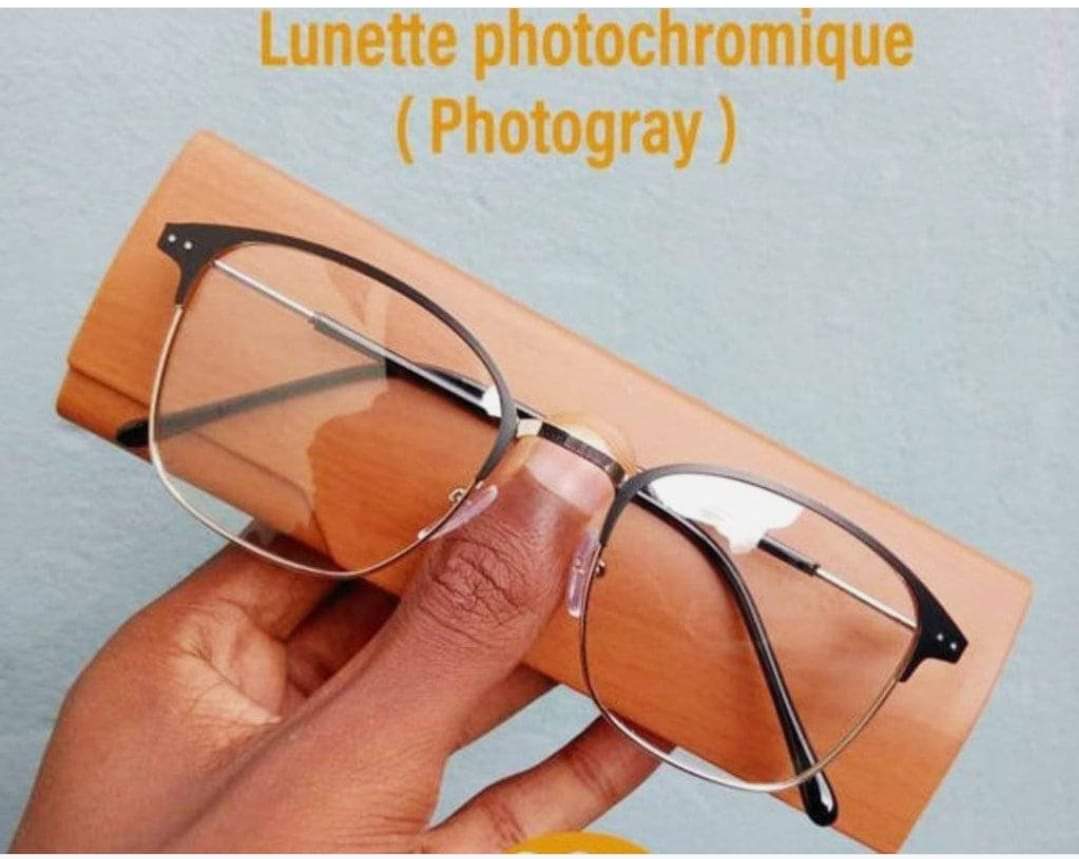 SASKSTORE™ Lunettes Photochromiques -Simplifiez Votre Vie au Soleil comme à l’Ombre.