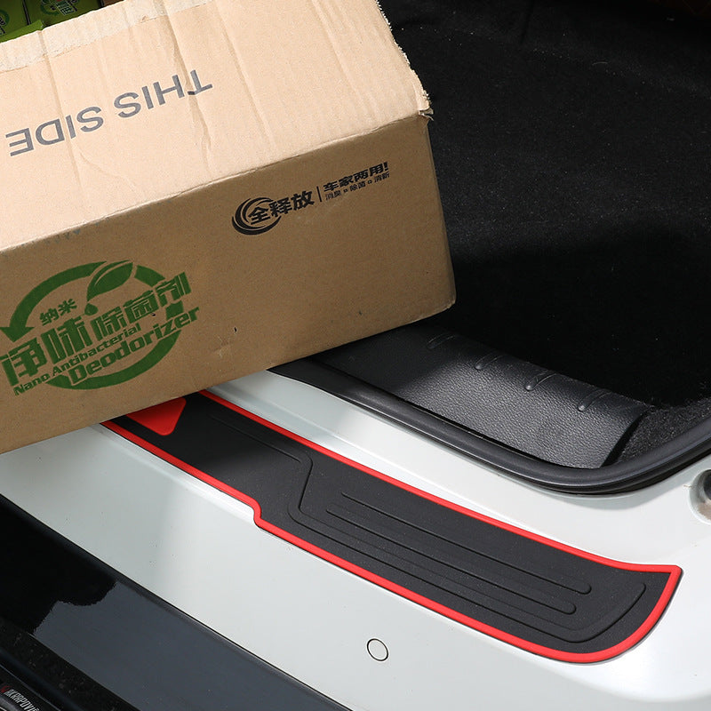 Bande de protection pour pare-chocs arrière