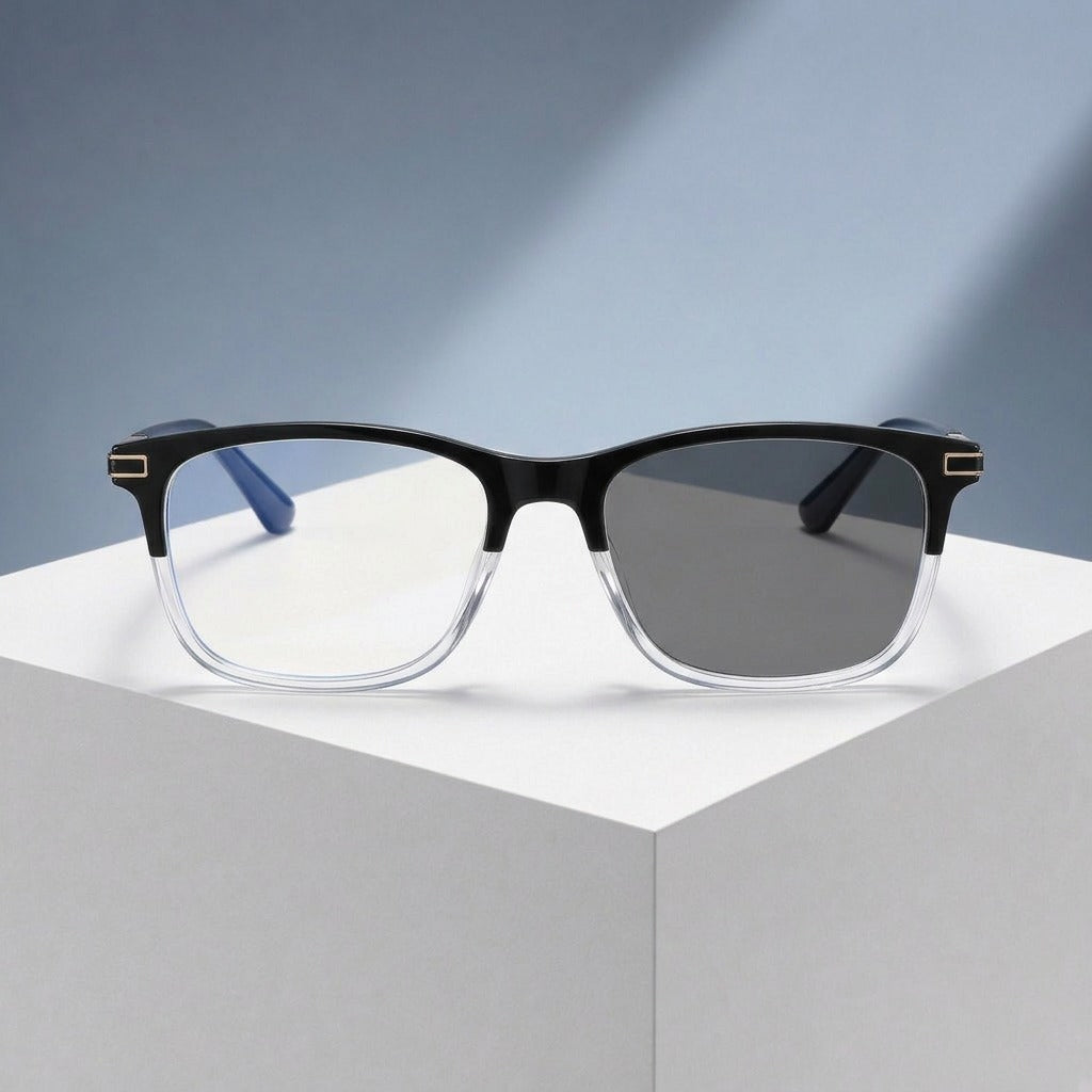 Lunettes bicolores noir et transparent, branches bleu marine – vue de face